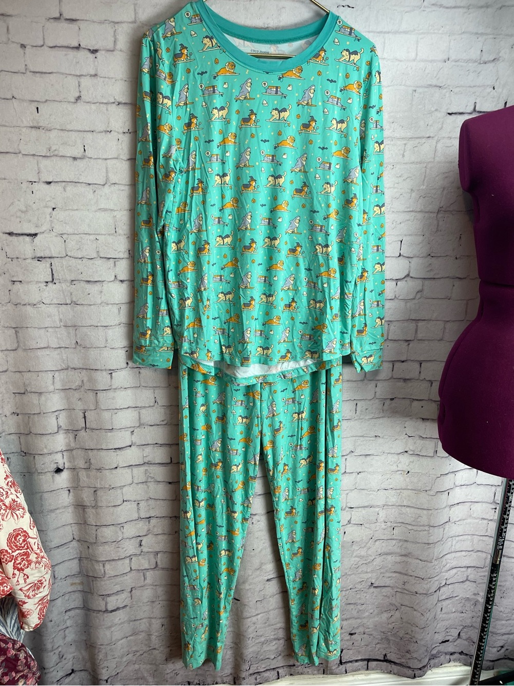 Coco moon Hawaii size medium bamboo pajamas Halloween dog print